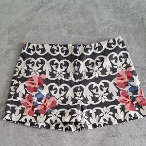 Ann Taylor LOFT The Riviera Short size 4P